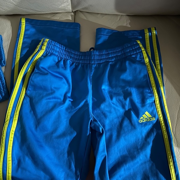 Blue and Neon Yellow Kids Adidas Set 10/12 Medium - Picture 3 of 7